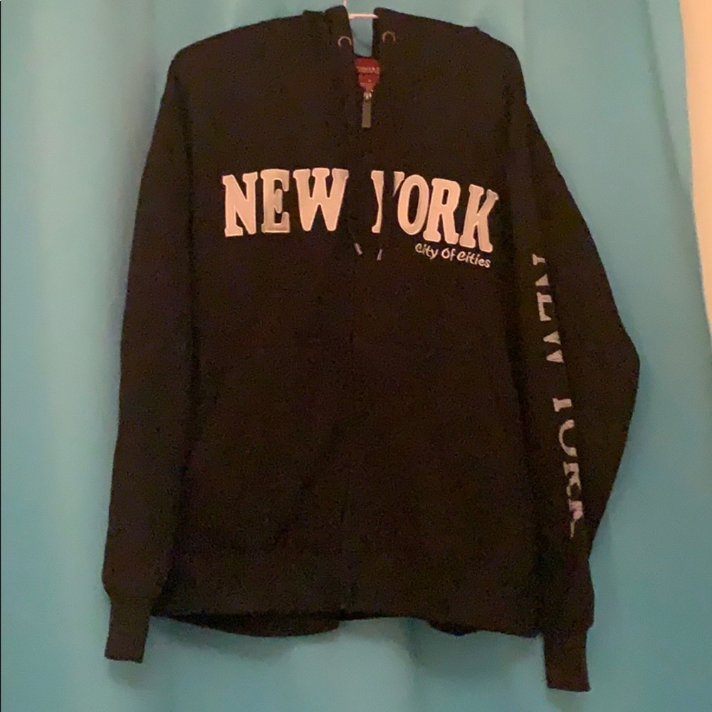 New York zip sweater